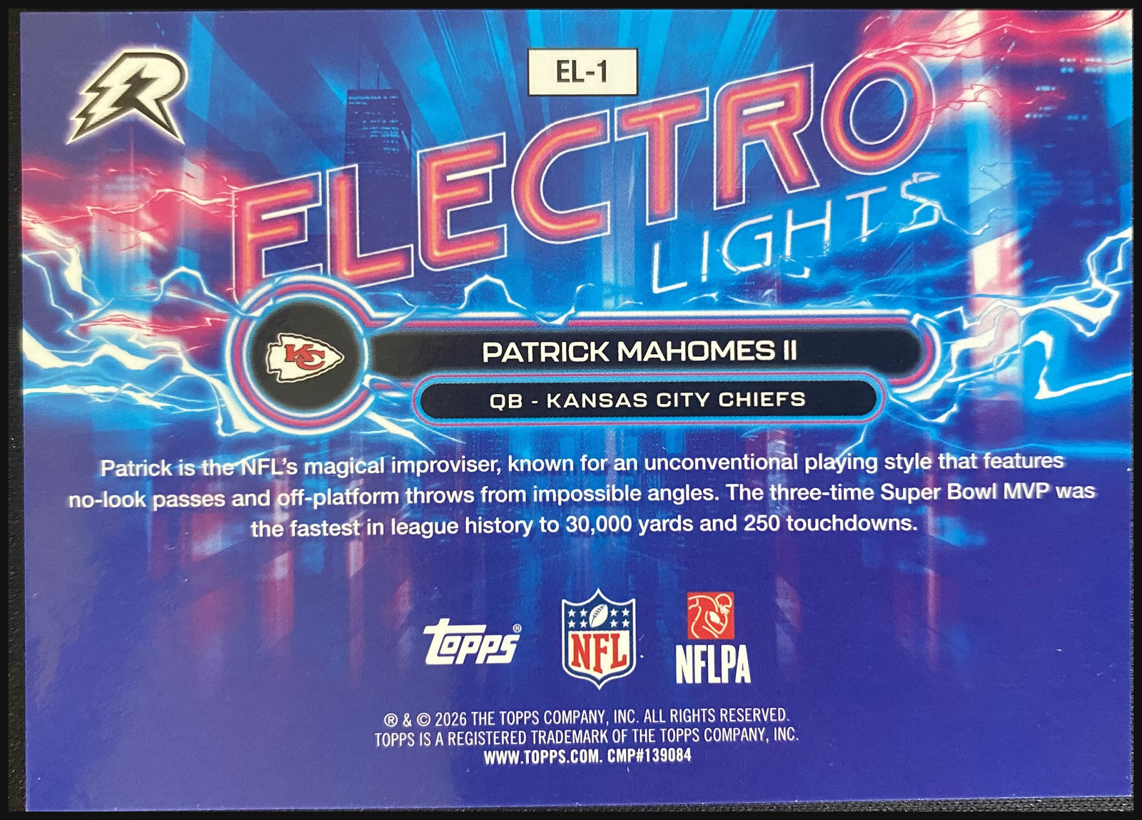 PATRICK MAHOMES II 2025 Topps Resurgence Electro Lights SSP #EL-1 - back
