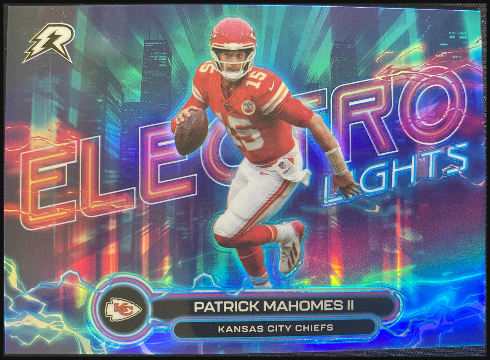 PATRICK MAHOMES II 2025 Topps Resurgence Electro Lights SSP #EL-1 - front