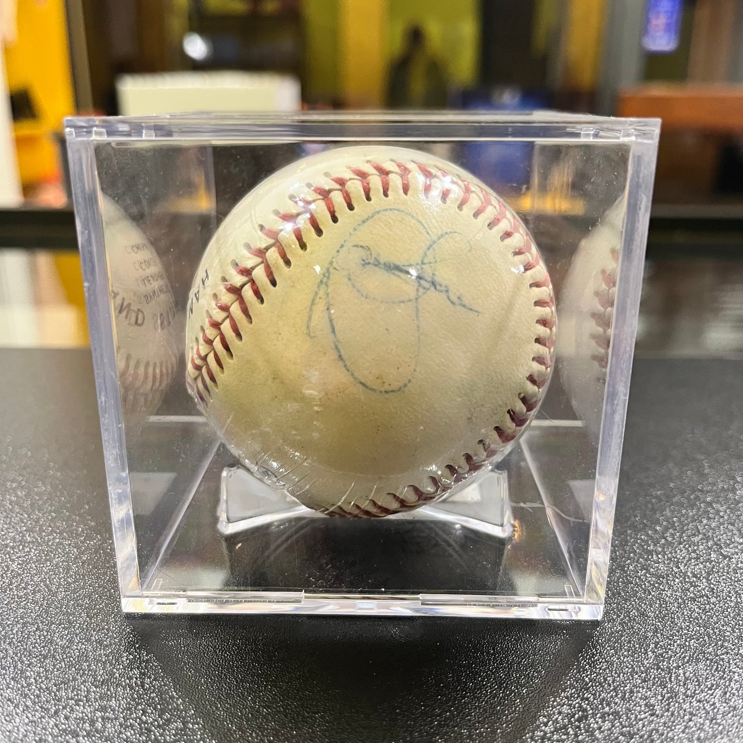 Palla da Baseball autografata da Dion James (Card in omaggio)