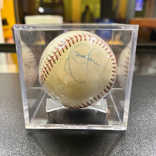 Palla da Baseball autografata da Dion James (Card in omaggio)