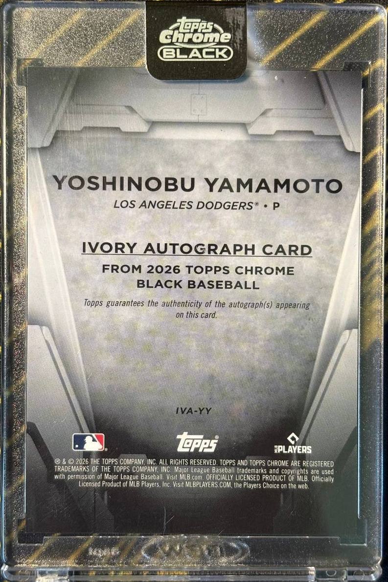 YOSHINOBU YAMAMOTO - 2026 Topps Chrome Black Baseball Ivory Autograph #IVA-YY Auto 22/25